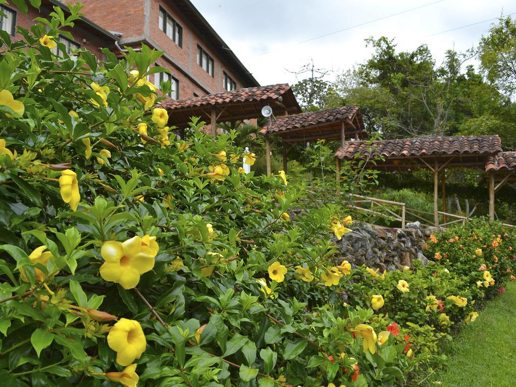 Hotel Campestre Umpala San Gil Exterior foto